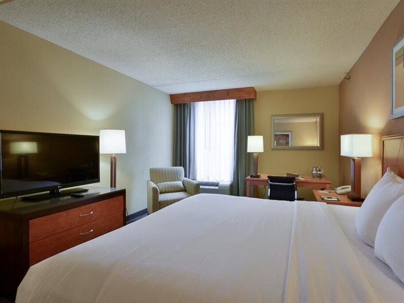 Wyndham Columbus Hotel Worthington Exterior photo